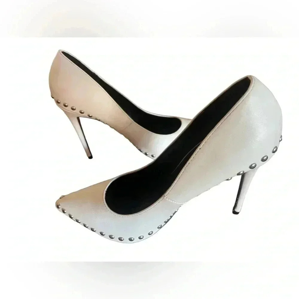 Wild Diva Lounge Studded pointed heels shoes. Little mark on the heal. S…